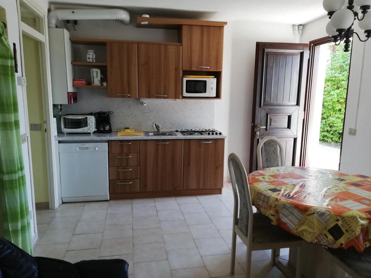 Apartament Giardino Porto Valtravaglia Zewnętrze zdjęcie