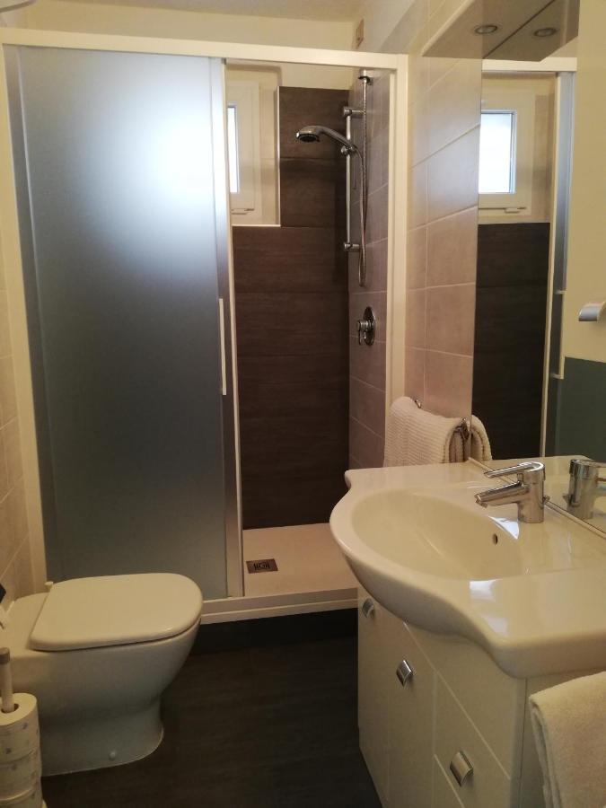 Apartament Giardino Porto Valtravaglia Zewnętrze zdjęcie